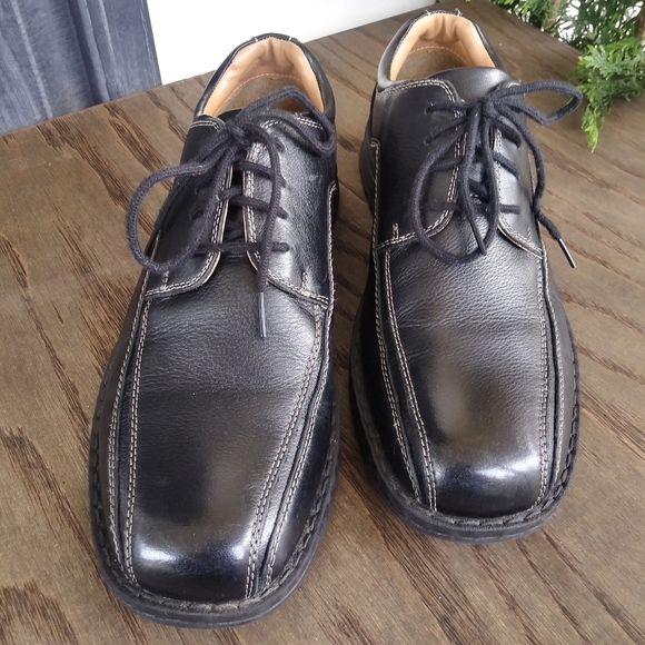 DOCKERS MEN'S SHOES - Picture 1 of 6